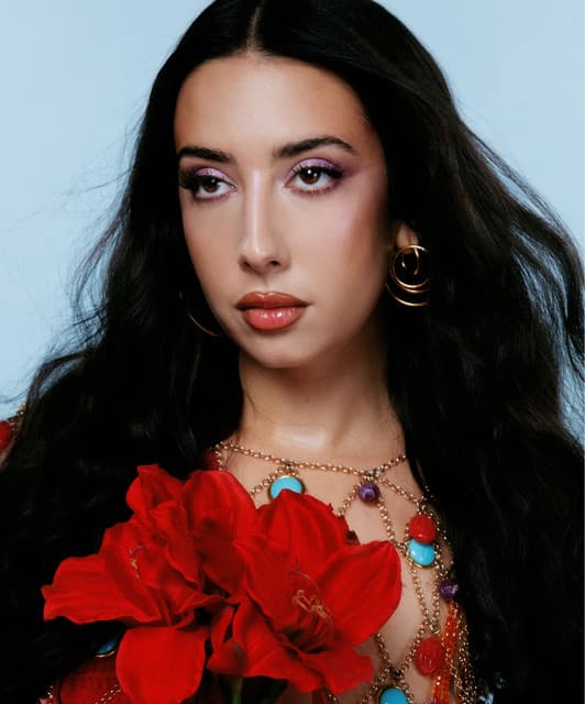 Naïka image
